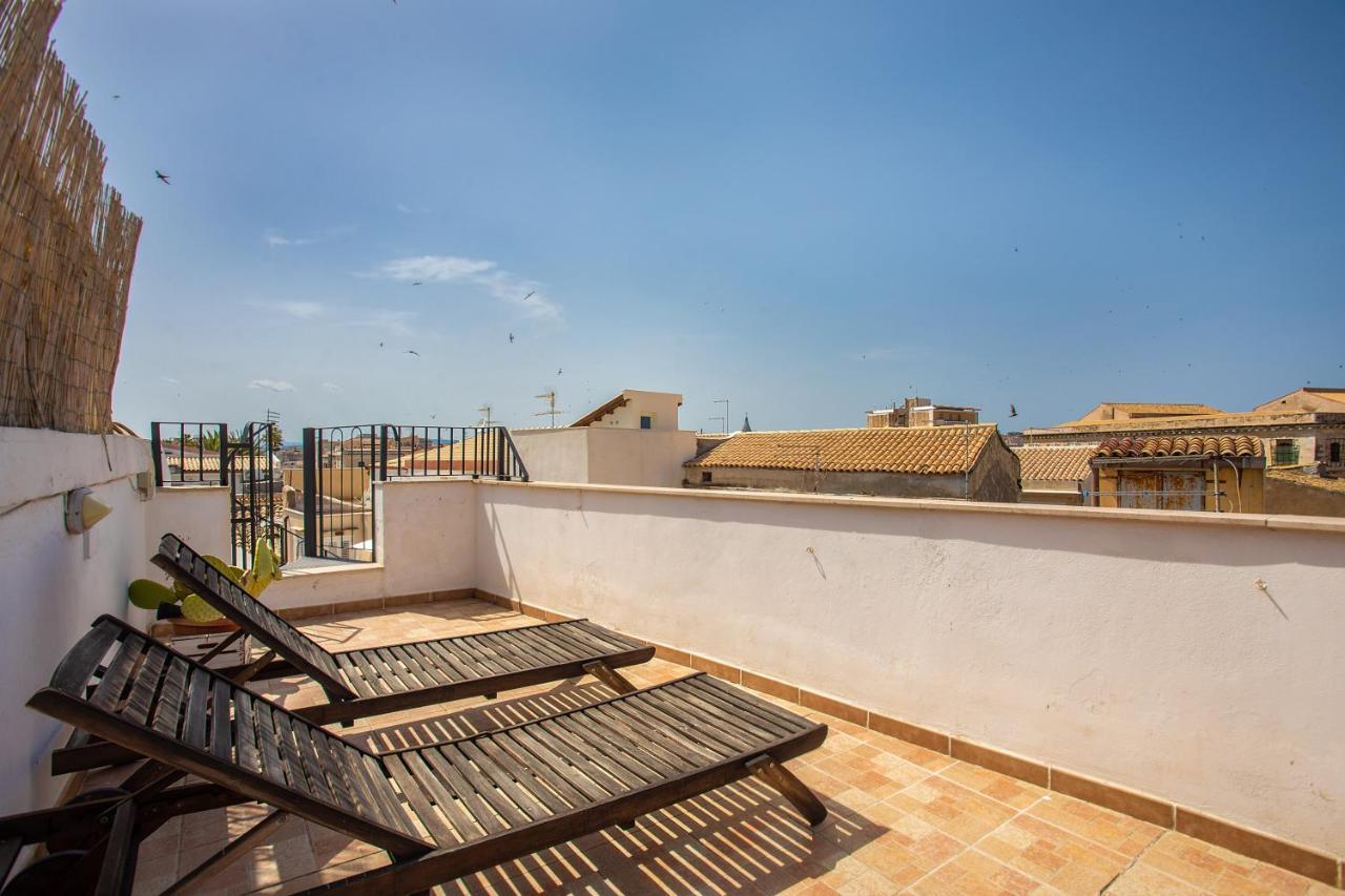 Calipso Apartments Ortigia Сиракуза Екстериор снимка